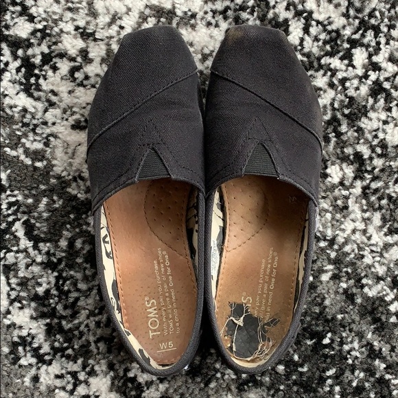 Toms Shoes - Black canvas toms